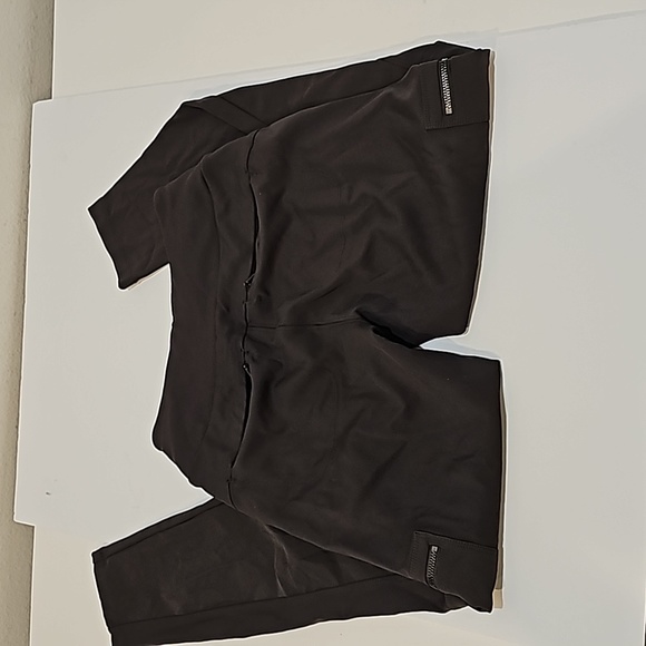 Athleta yoga Cargo Jogger Size 2 Black - Picture 5 of 12